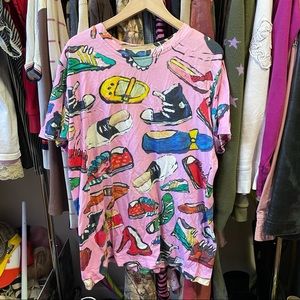 WACKY WACKO SHOE SHIRT